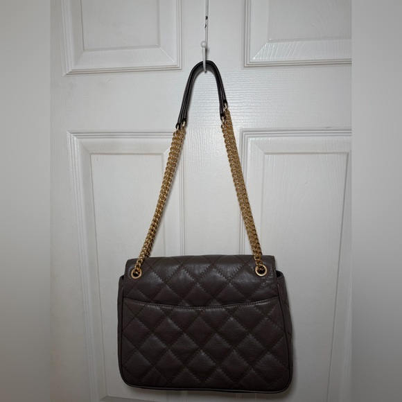 Tory Burch Quilted Grey Shoulder Bag with Gold Chain - Picture 2 of 3